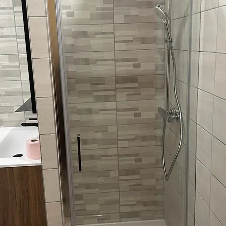 Daire Montagnard Renove 2 Chambres, Wifi, Garage, Pres Des Pistes - Fr-1-165a-50 *